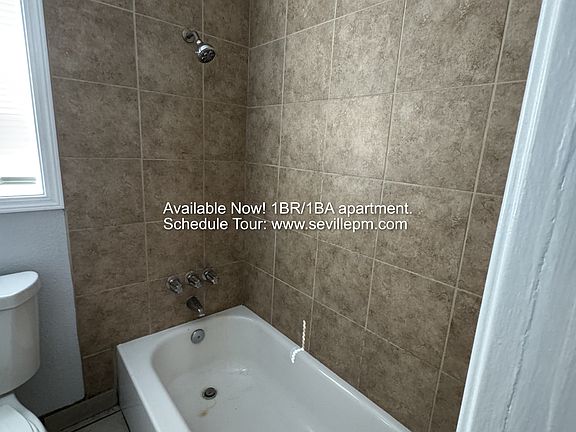 2nd image of 8656 Macarthur Blvd
