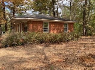 65 Lakeside Dr, Sumter, SC 29150