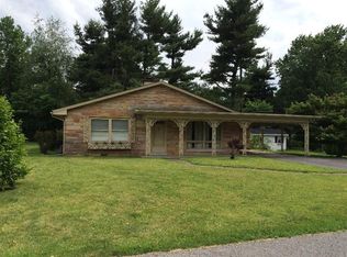 887 Shadeland Dr, Danville, KY 40422