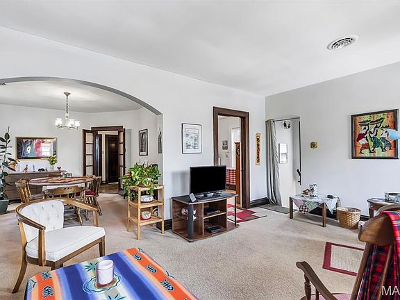 4th image of 3916 Wilmington Ave