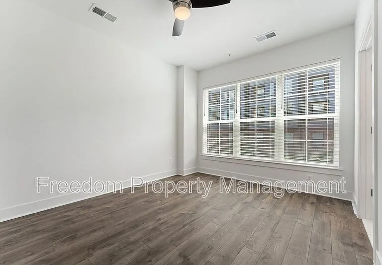 1876 Michael Faraday Dr — Photo 39