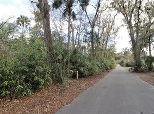 881 N Gardenview Ter, Crystal River, FL 34429