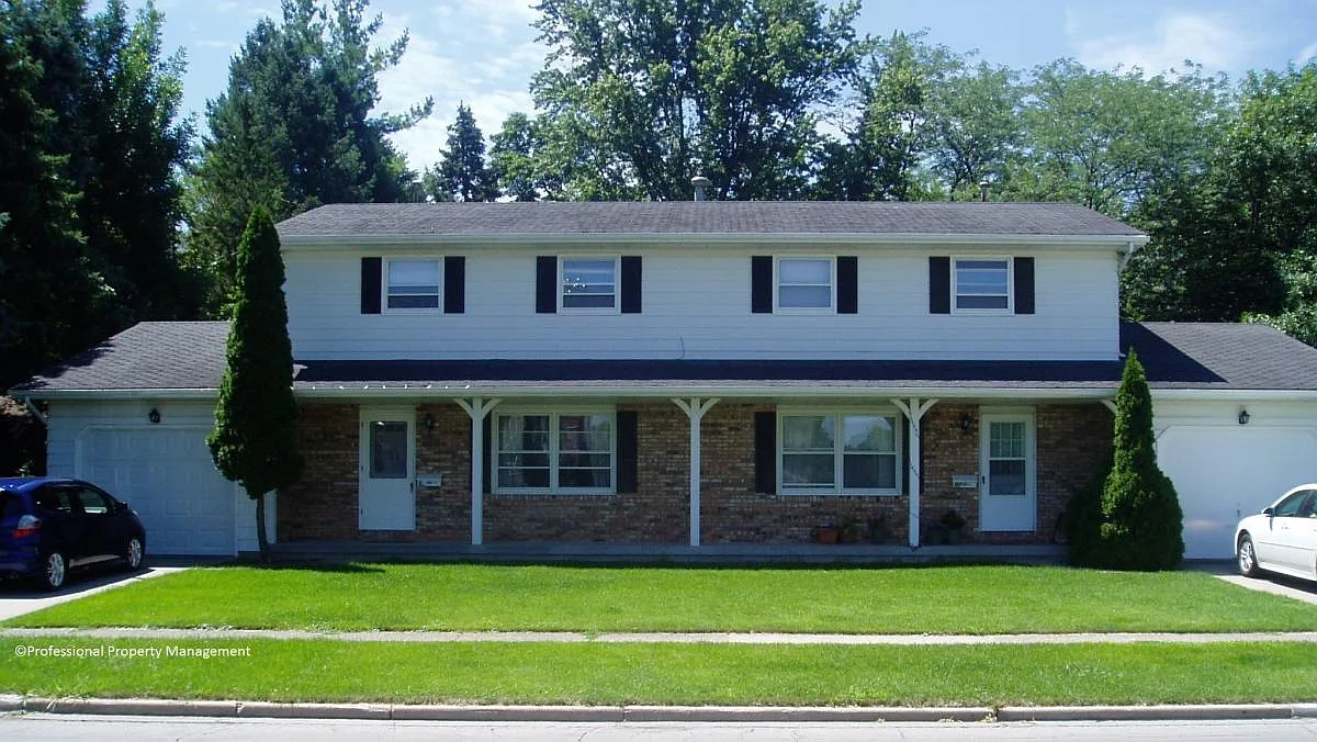 117 W Michigan Ave photo 1