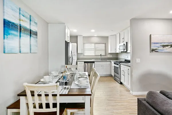6716 N Elman St #1 — Photo 12