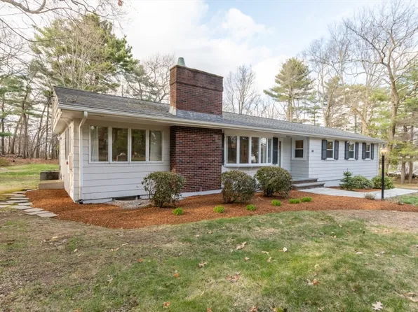 44 Blue Hill Dr, Westwood, MA 02090