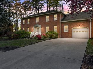 2908 Duke Of York Dr, Chesapeake, VA 23321