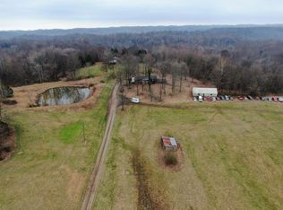 794 Howell Rd, Westmoreland, TN 37186