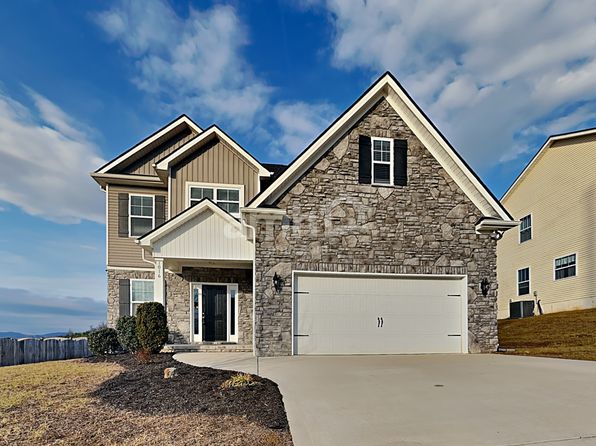 1016 Carter Ridge Dr