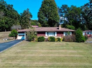 2262 Highway 32, Newport, TN 37821