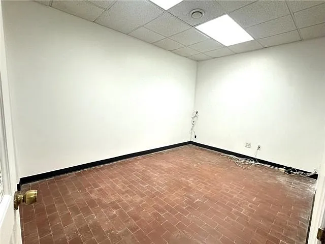 Studio, $4,300 — Photo 4