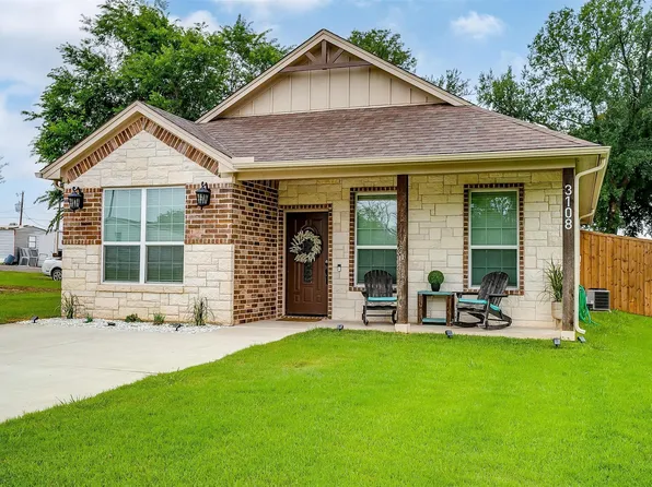 3108 Ridgecrest Dr, Granbury, TX 76048