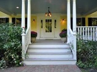 126 Newtown Rd, Acton, MA 01720