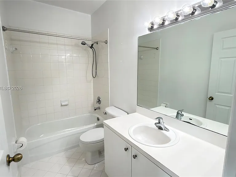 3390 NE 13th Circle Dr #206-19 — Photo 42