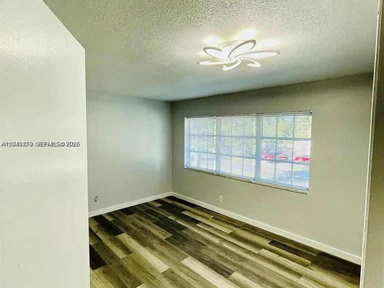 1431 S 14th Ave #208 — Photo 9