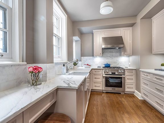 3rd image of 53 E 66th St APT 7D