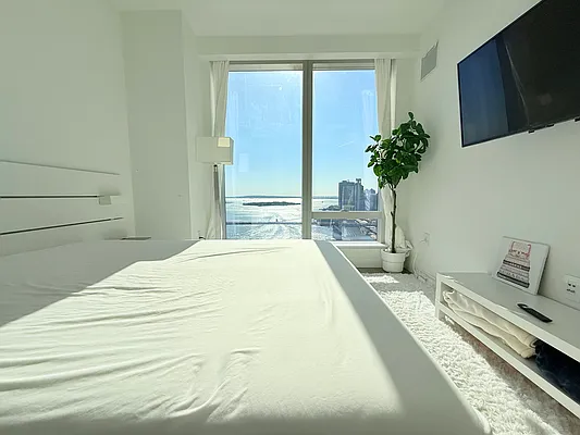 Rented by United Real Estate Fortune | media 6