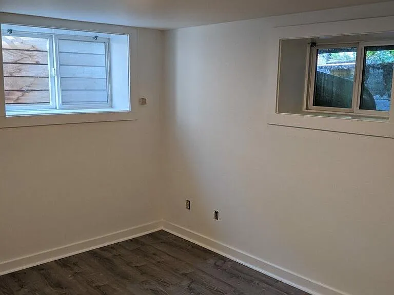 2226 10th Ave E #3 — Photo 8
