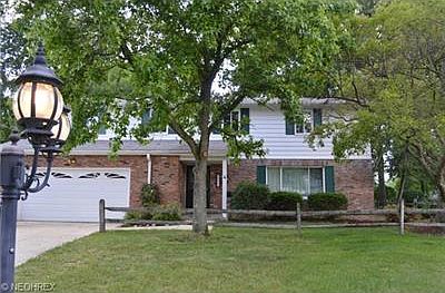 2nd image of 26970 Chapel Hill Dr