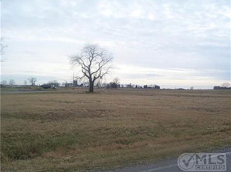 2nd image of 492 Kingdom Rd