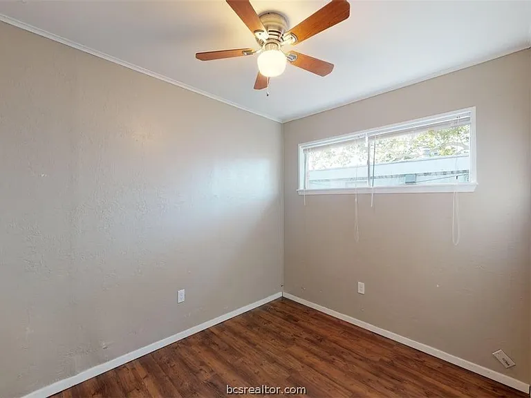 204 Lynn Dr #B — Photo 12