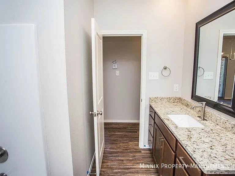 5865 Virginia Ave #1 — Photo 11