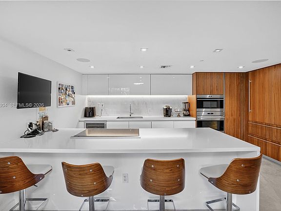 4th image of 701 N Fort Lauderdale Beach Blvd Unit 114