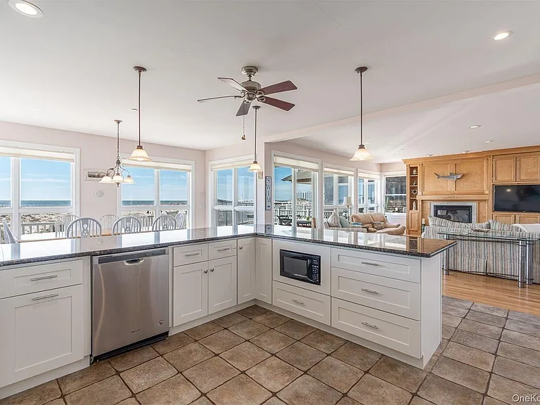 953B Dune Rd — Photo 12