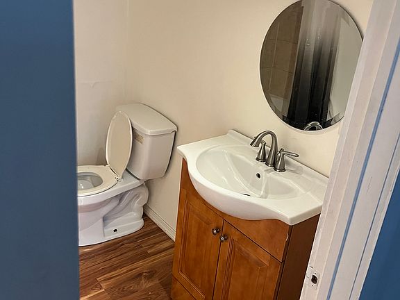 4th image of 56 Ann St #2