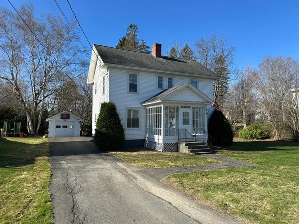 1 Weeks Street, Houlton, ME 04730