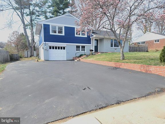 2nd image of 5908 Amelia St