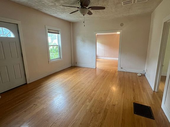 Living Room or Dinning Room