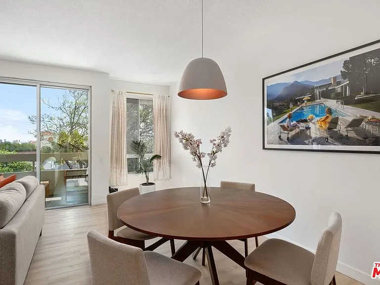 8960 Cynthia St #208 — Photo 11
