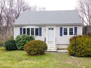 26 Skelton Rd, Burlington, MA 01803
