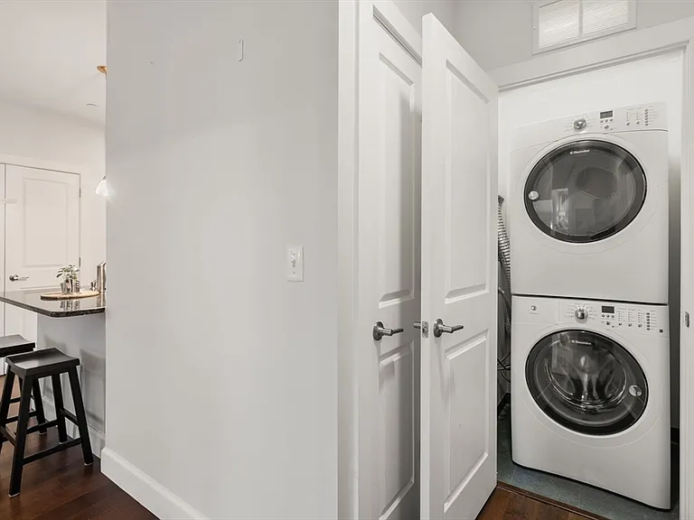 1501 Commonwealth Ave #304 — Photo 13