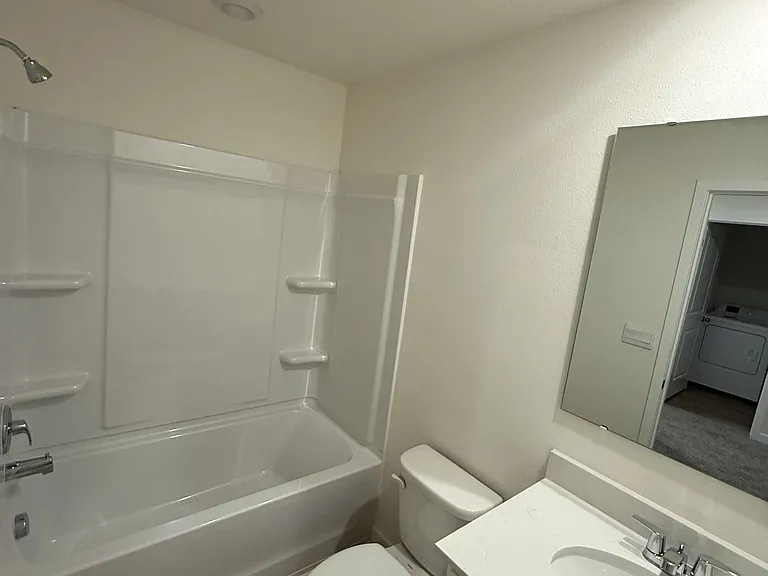 588 Preston Cove Dr — Photo 11