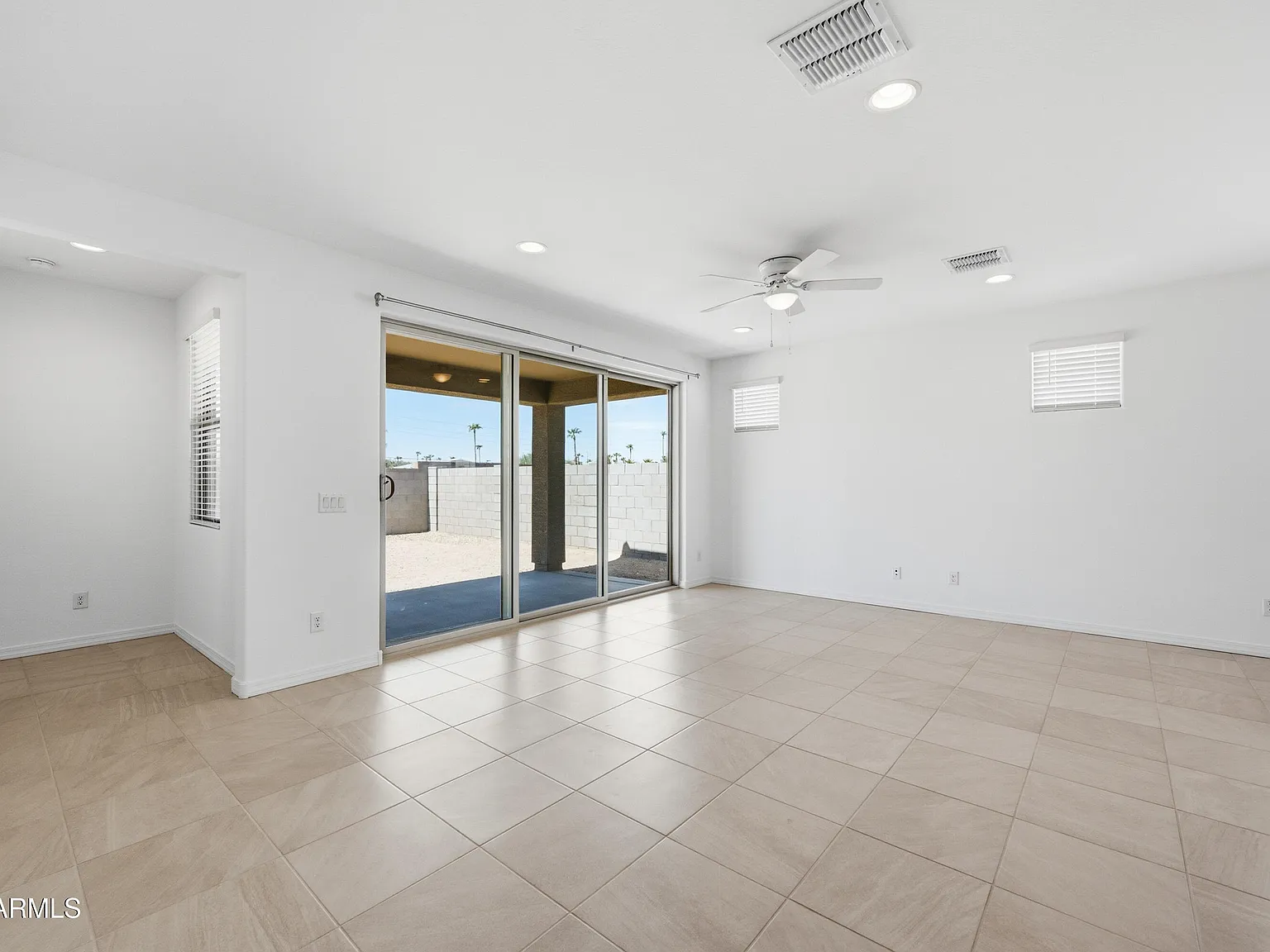 3 bed, 2.0 bath, 1680 sqft, $2,095 — Photo 4