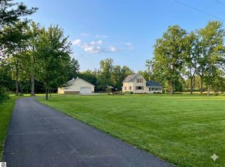 562 W Lagrant Rd, Twining, MI 48766