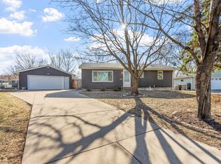 4913 Erin Cir SE, Prior Lake, MN 55372