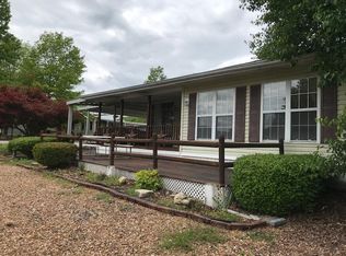 100 Trout Ln, Branson, MO 65616