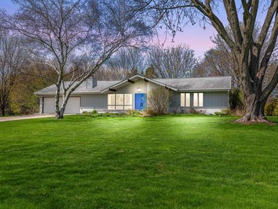1074 Ulao PARKWAY, Grafton, WI, 53024