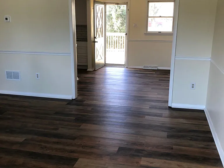 18 Garden Ln — Photo 6
