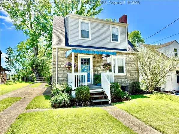 1308 Camden Dr, Charleston, WV 25302