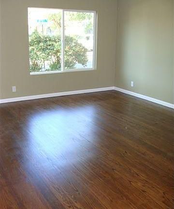4th image of 117 Jeffrey Dr