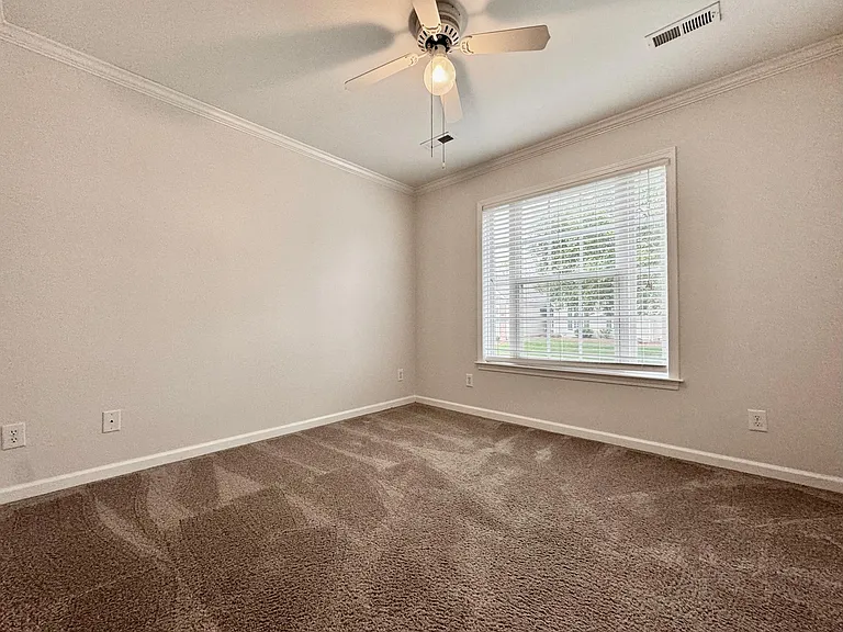 5136 Old Plantation Cir — Photo 13