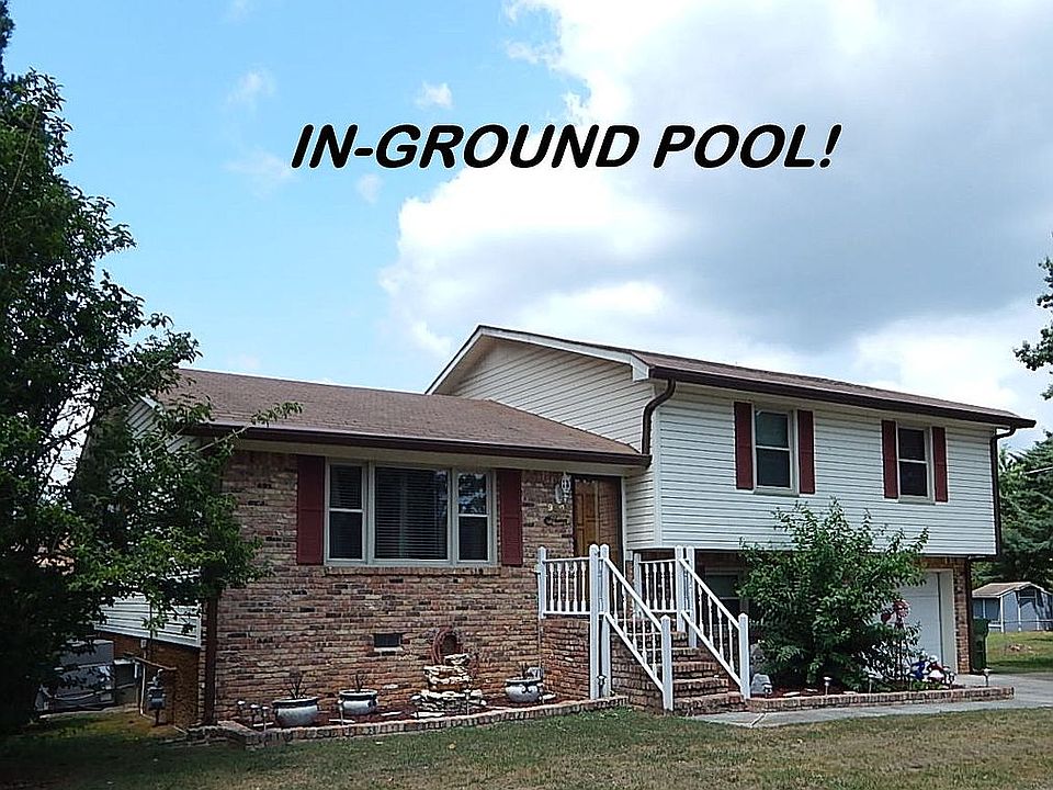 Beautiful house with pool!!