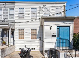 10 Prospect Row, Newark, NJ 07105