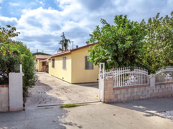 4th image of 3212 Granada St