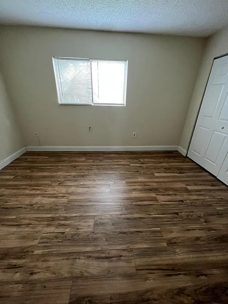 2 bed, 2.5 bath, 1113 sqft, $2,225 — Photo 2