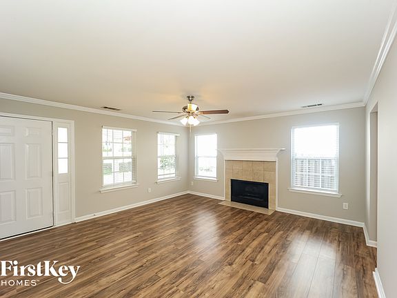 3rd image of 108 Saint Albans Way