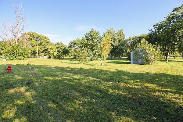 West side of lots